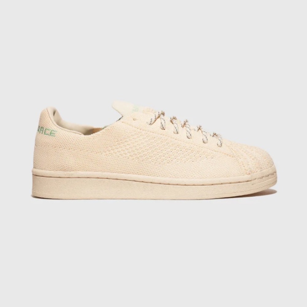 Pharrell Williams Superstar PK
